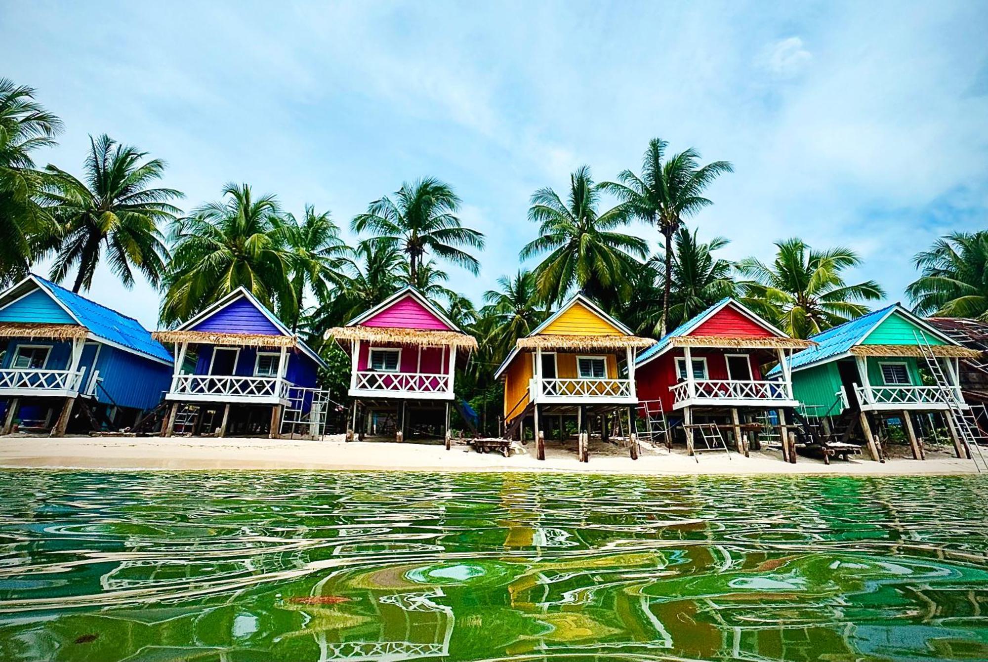 Paradiso Ocean Front Bungalows Koh Rong Island Exterior photo