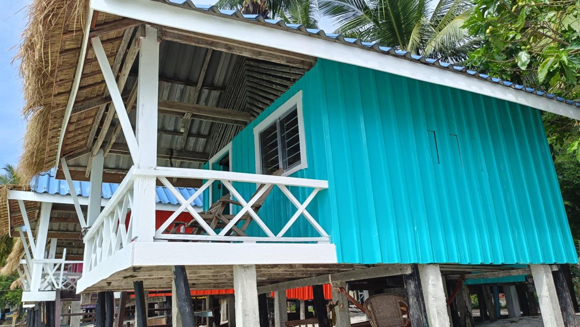 Paradiso Ocean Front Bungalows Koh Rong Island Exterior photo