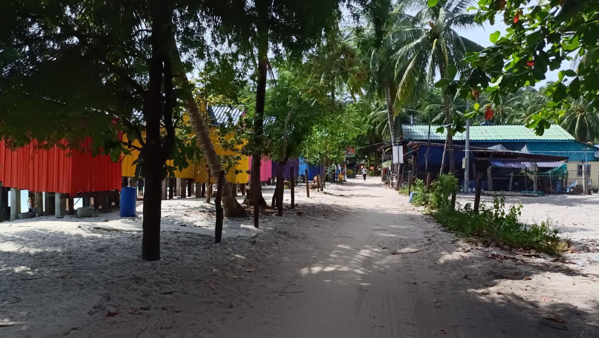 Paradiso Ocean Front Bungalows Koh Rong Island Exterior photo